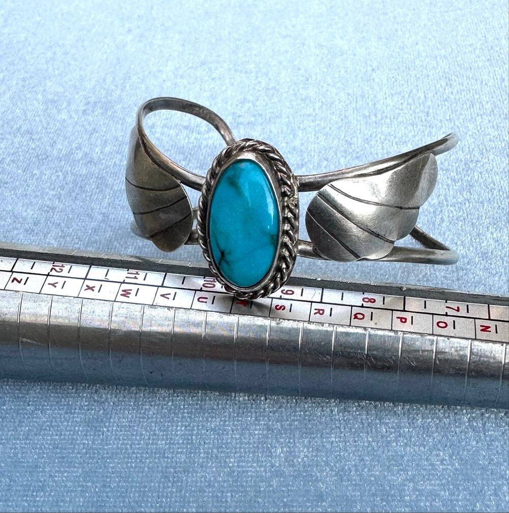 VTG Native American Navajo Sterling Silver Turquoise Leaf Cuff Bracelet 925